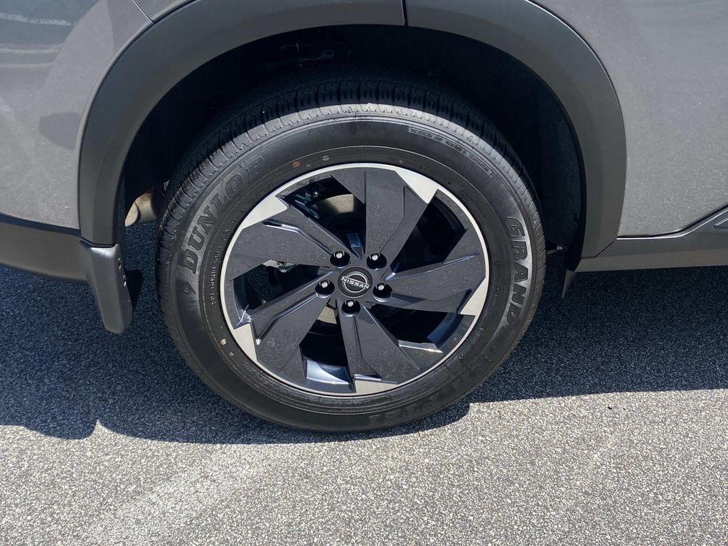 new 2025 Nissan Rogue car, priced at $33,385