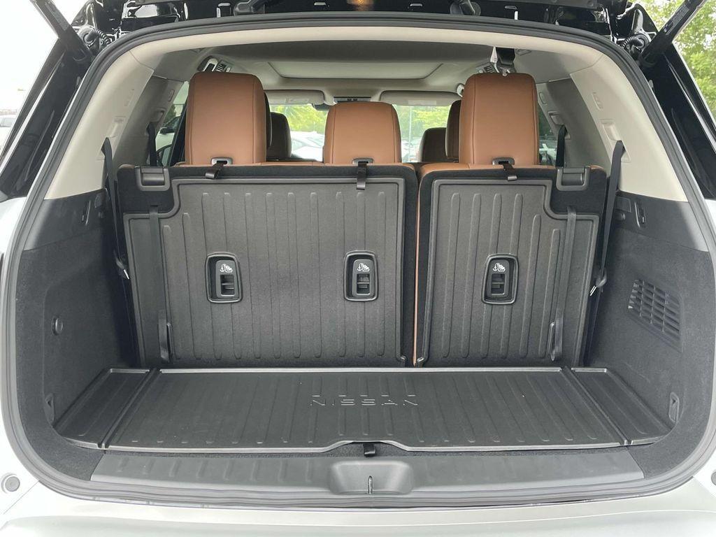 new 2025 Nissan Pathfinder car, priced at $52,485