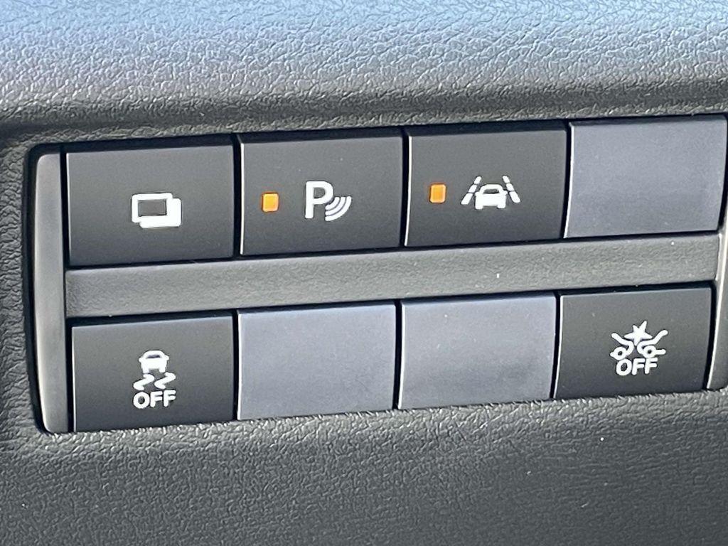 new 2025 Nissan Versa car, priced at $20,284