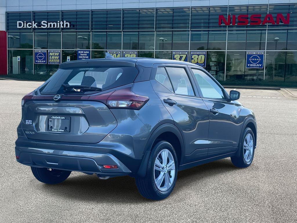 new 2025 Nissan Kicks Play car, priced at $23,760