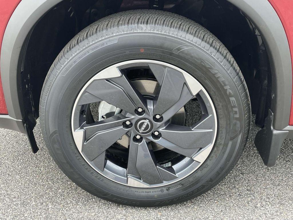 new 2025 Nissan Rogue car, priced at $32,345