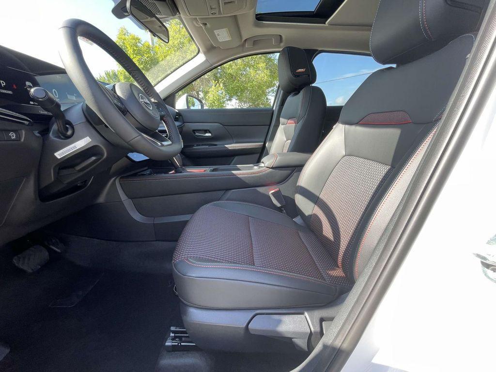 new 2025 Nissan Kicks car, priced at $30,495