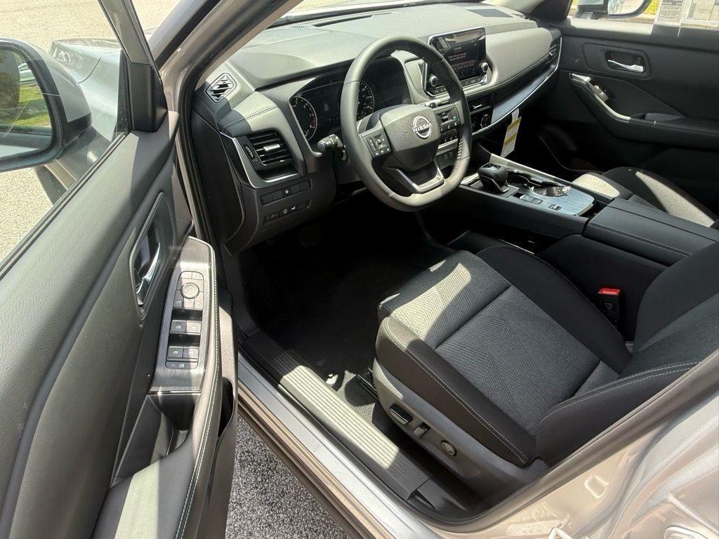 new 2025 Nissan Rogue car, priced at $31,895