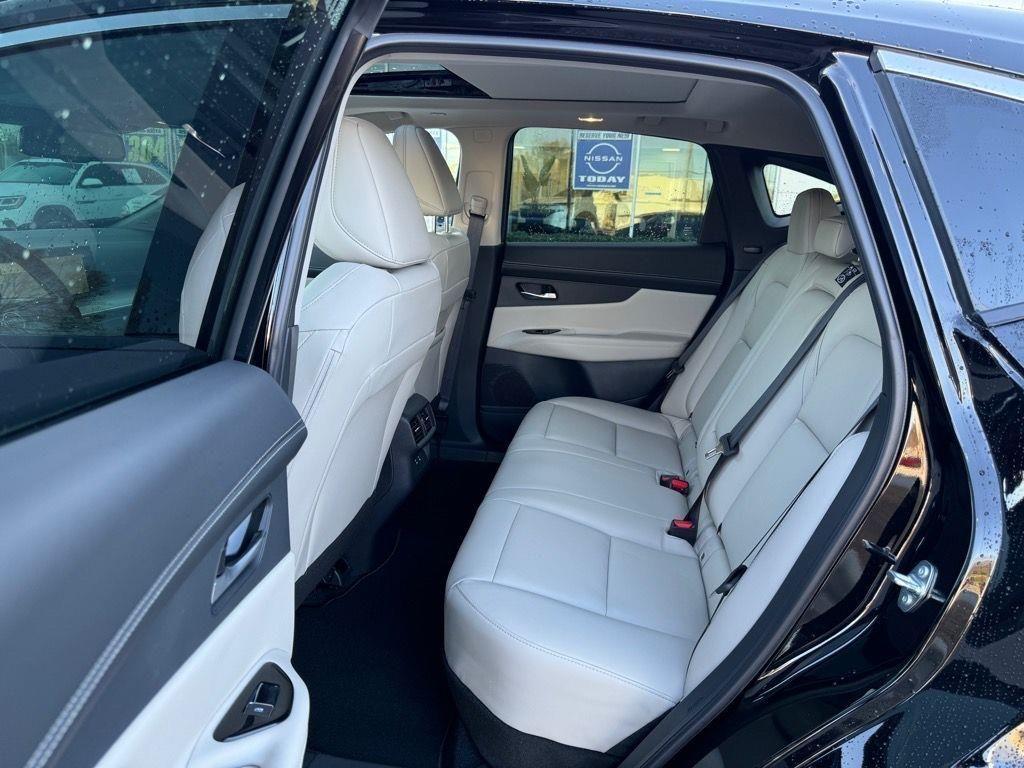 new 2025 Nissan Murano car, priced at $47,515