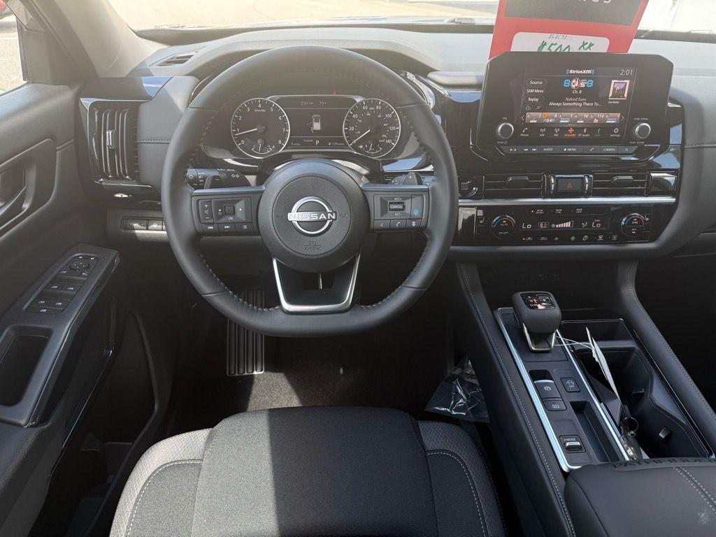 new 2025 Nissan Pathfinder car, priced at $43,556