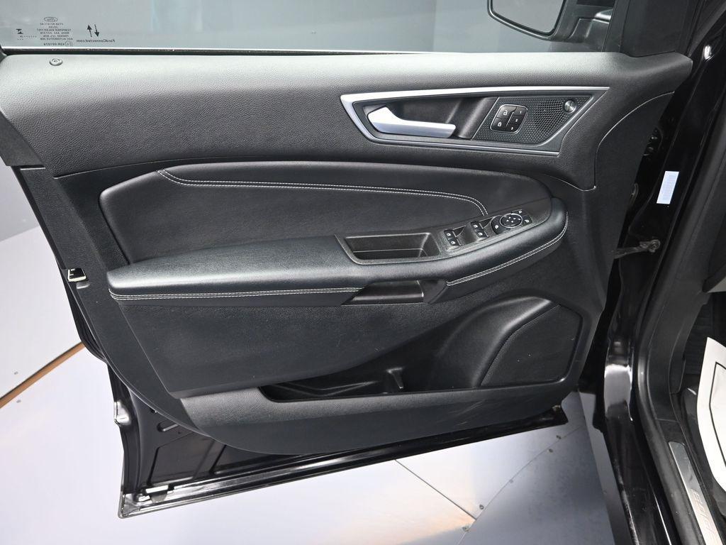 used 2024 Ford Edge car, priced at $28,000