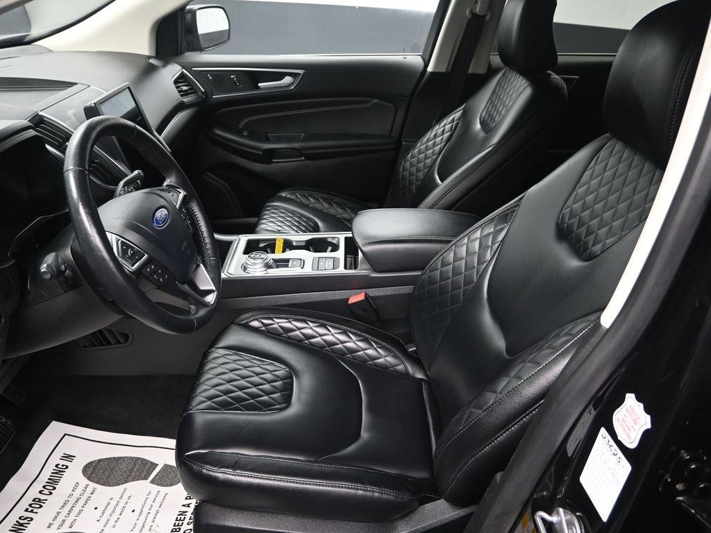 used 2024 Ford Edge car, priced at $28,000