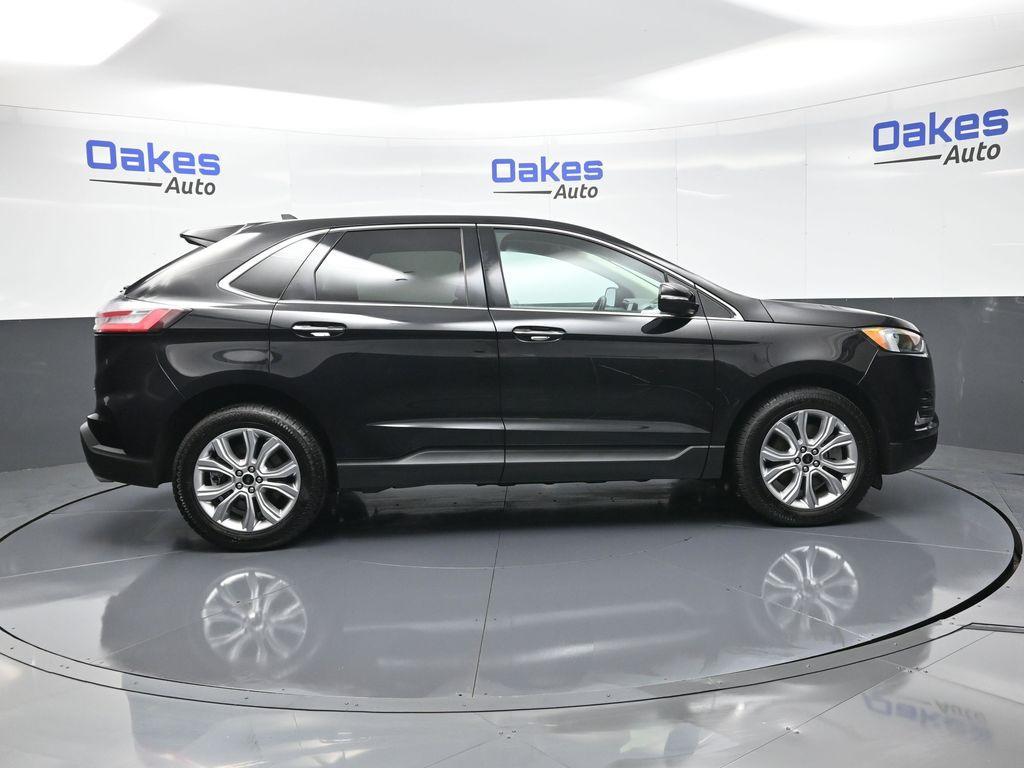used 2024 Ford Edge car, priced at $28,000