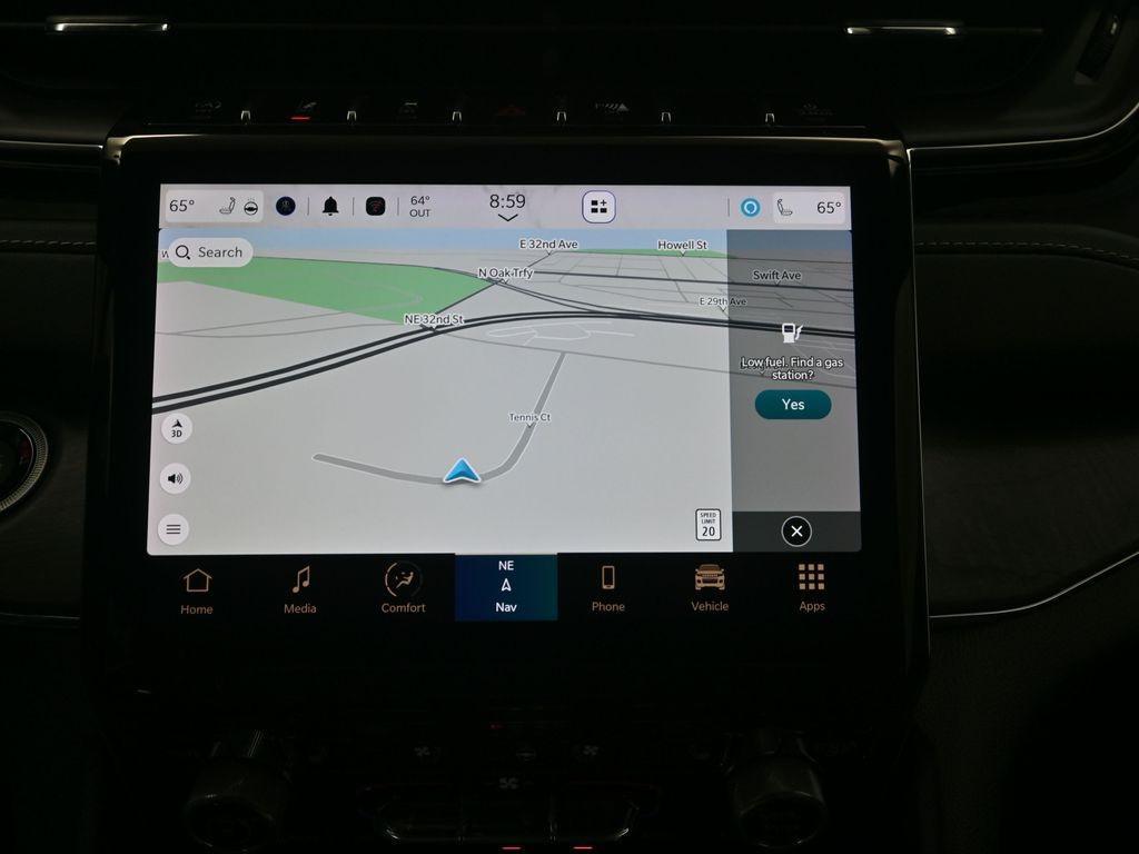 used 2023 Jeep Grand Cherokee car, priced at $39,000