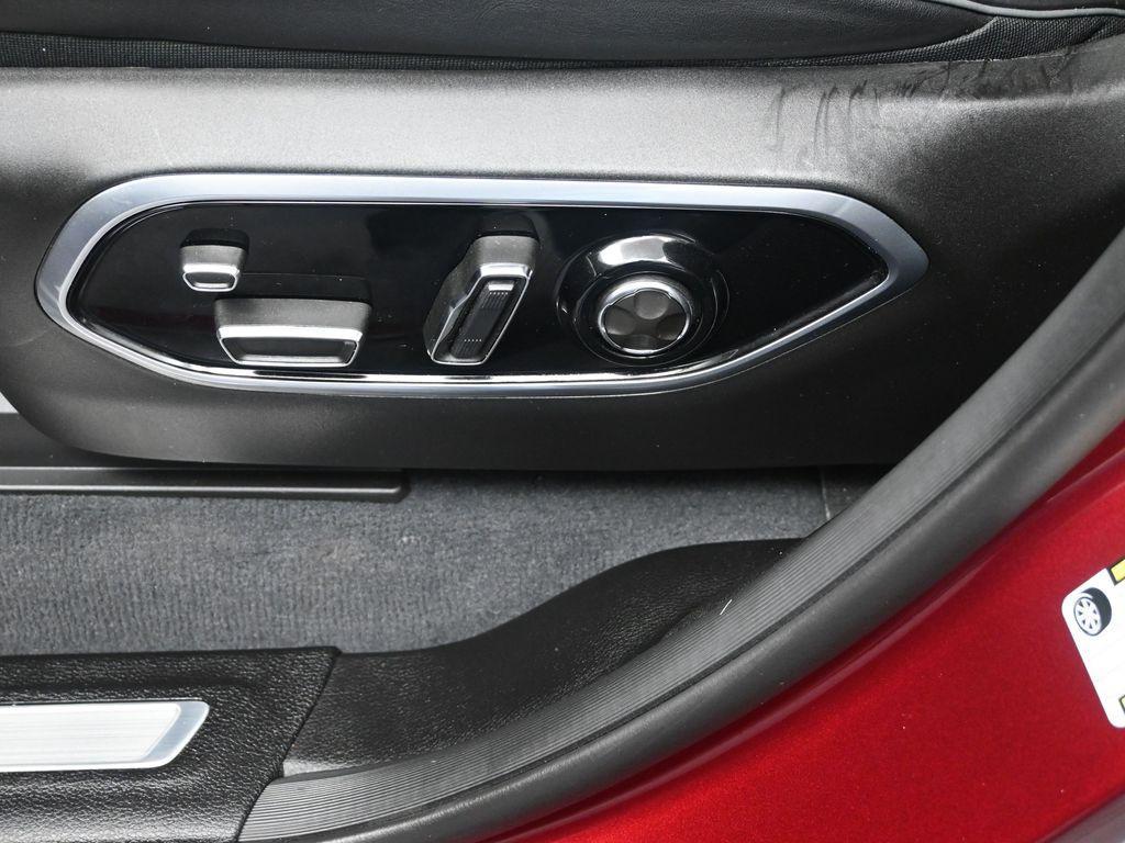 used 2023 Jeep Grand Cherokee car, priced at $39,000