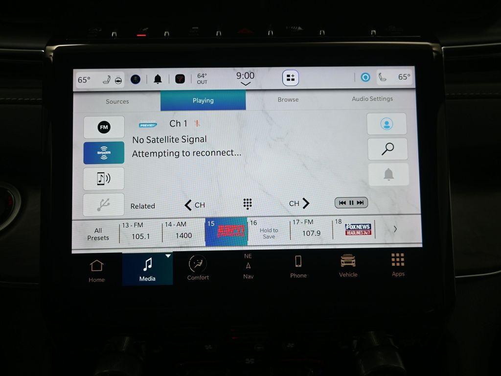 used 2023 Jeep Grand Cherokee car, priced at $39,000