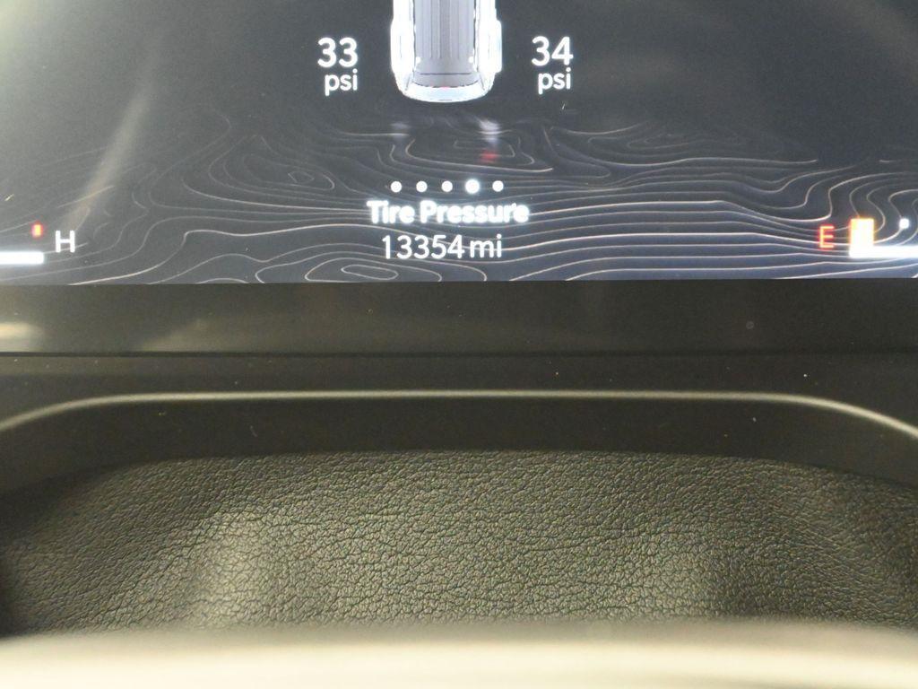 used 2023 Jeep Grand Cherokee car, priced at $39,000