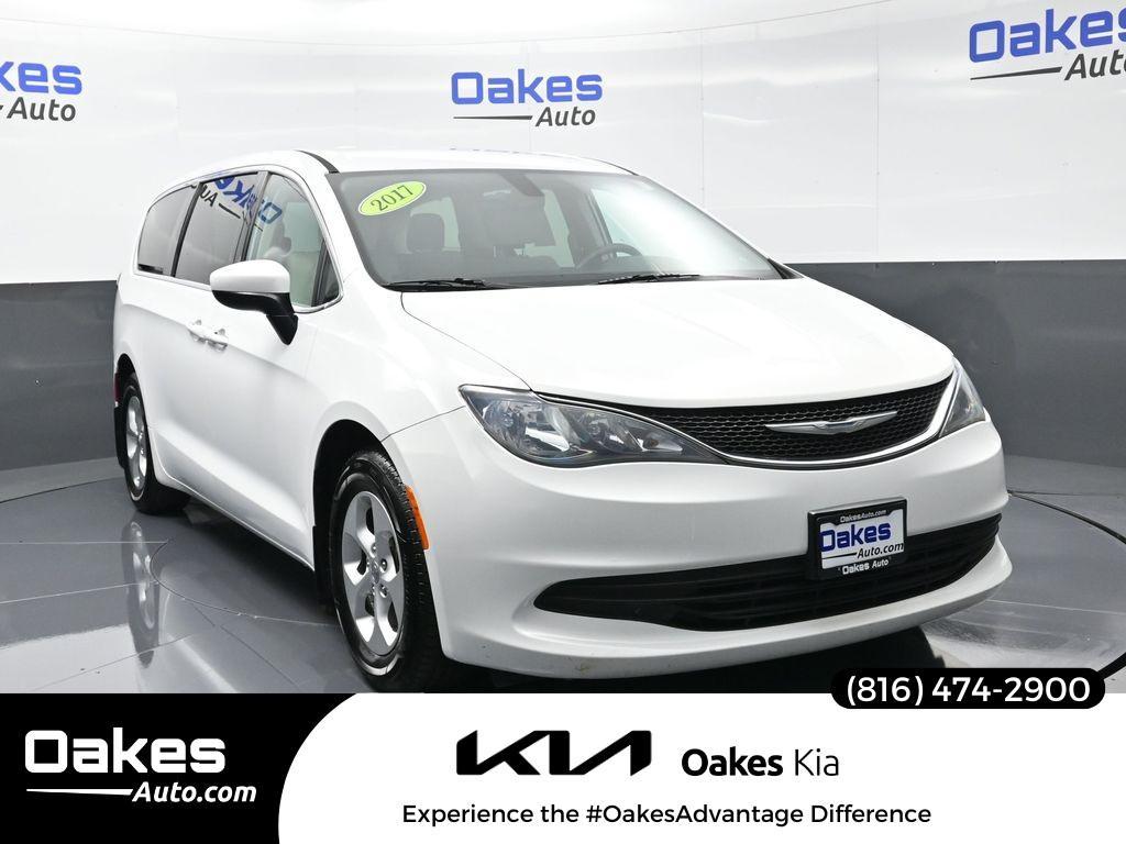 used 2017 Chrysler Pacifica car, priced at $14,500