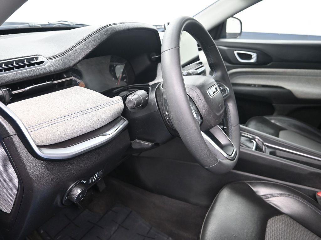 used 2022 Jeep Compass car, priced at $18,000