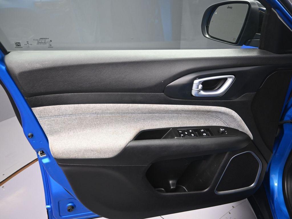 used 2022 Jeep Compass car, priced at $18,000