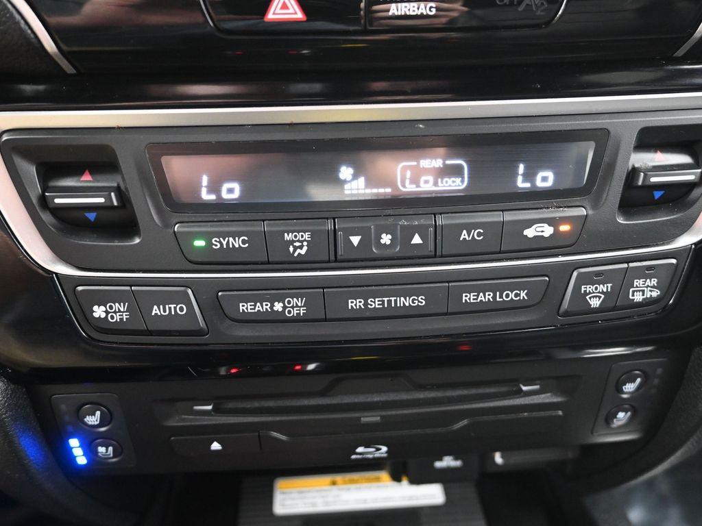 used 2022 Honda Pilot car, priced at $31,500