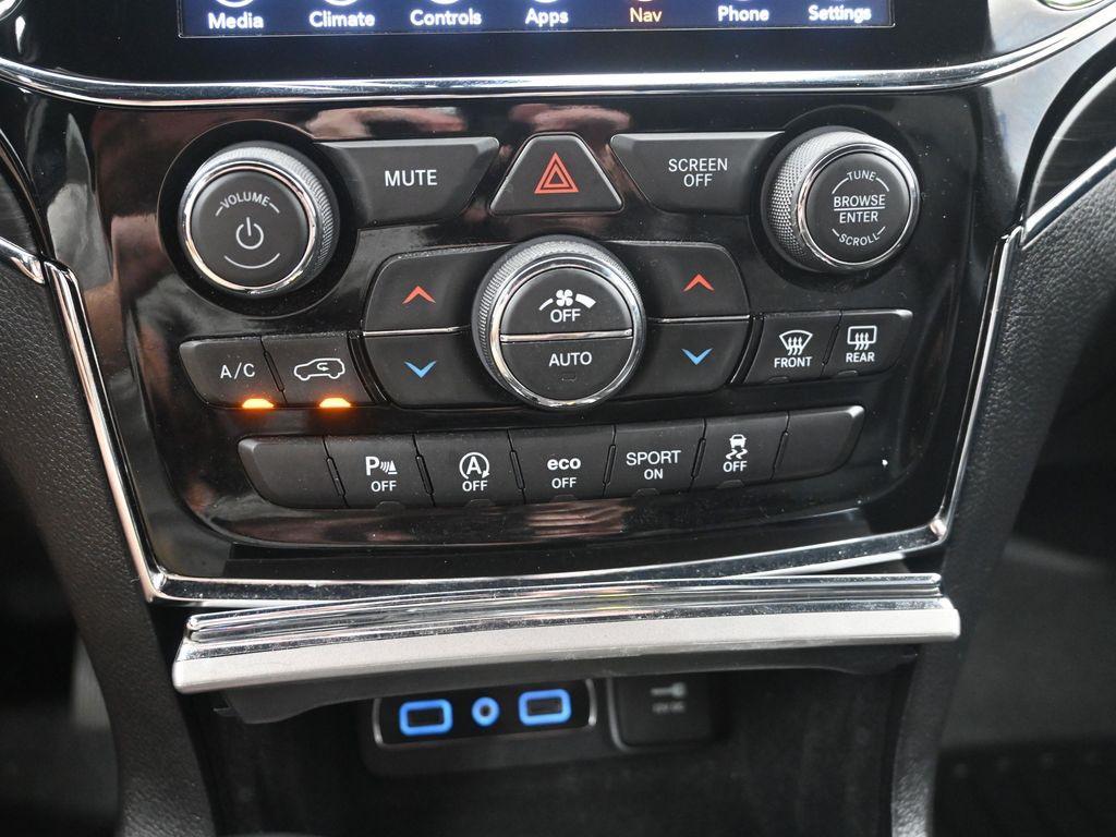 used 2020 Jeep Grand Cherokee car, priced at $20,000