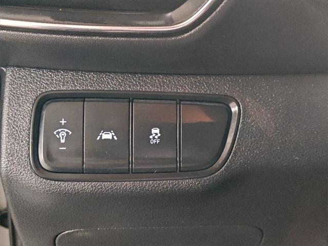 used 2020 Hyundai Santa Fe car, priced at $15,500