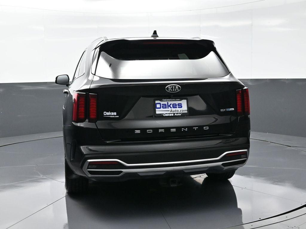 used 2021 Kia Sorento Hybrid car, priced at $20,000