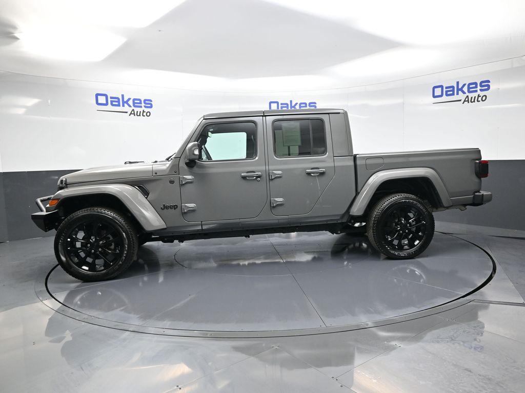 used 2023 Jeep Gladiator car, priced at $38,000