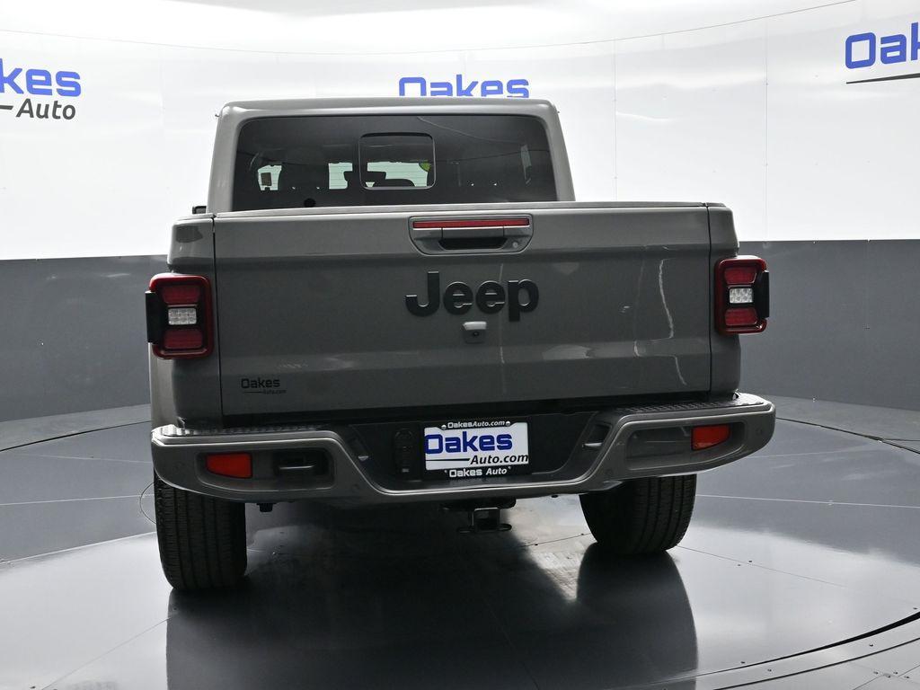 used 2023 Jeep Gladiator car, priced at $38,000