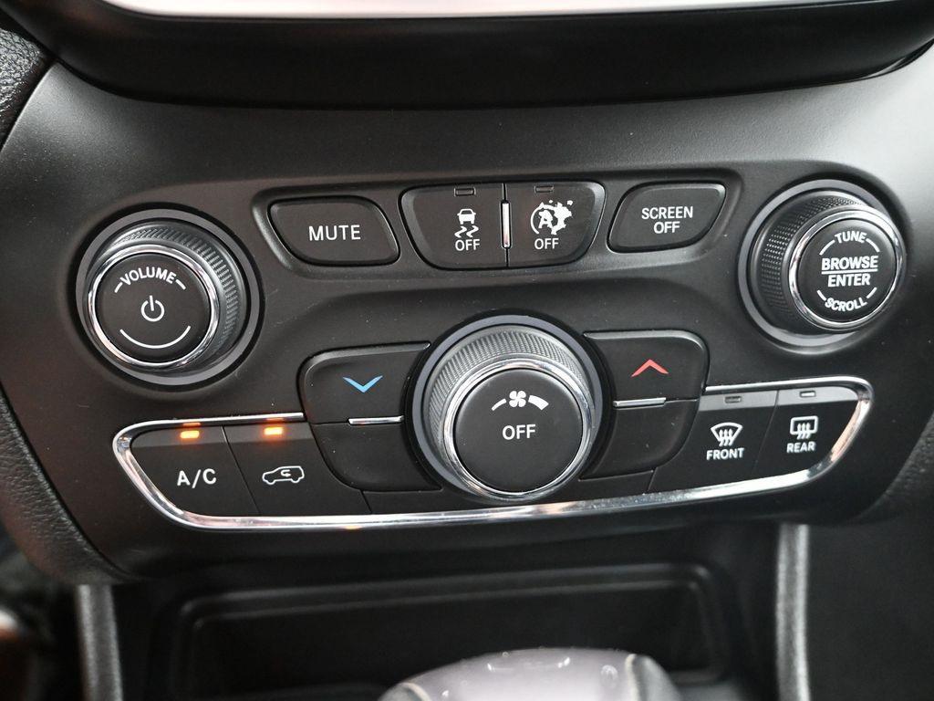 used 2020 Jeep Cherokee car, priced at $19,000
