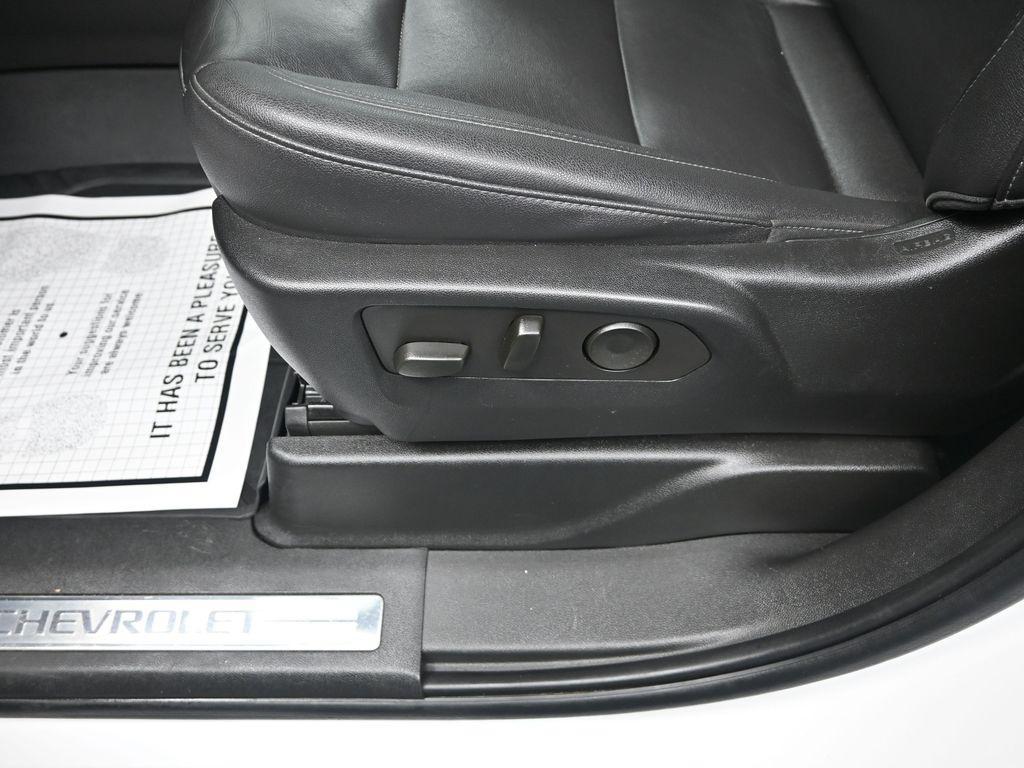 used 2023 Chevrolet Suburban car, priced at $55,500