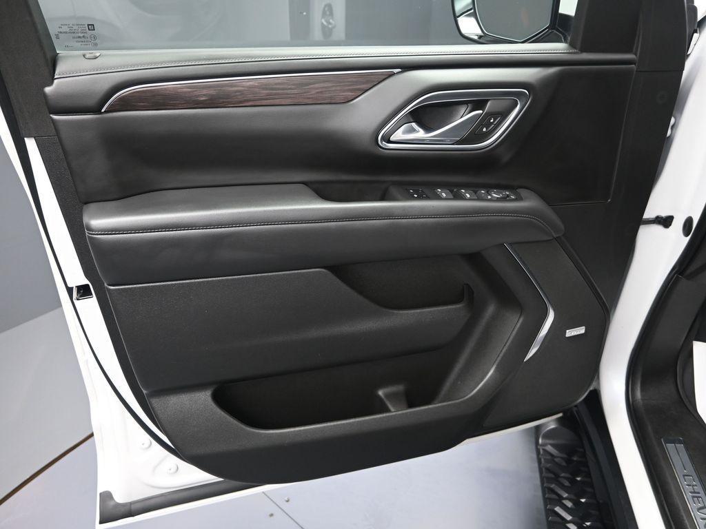 used 2023 Chevrolet Suburban car, priced at $55,500