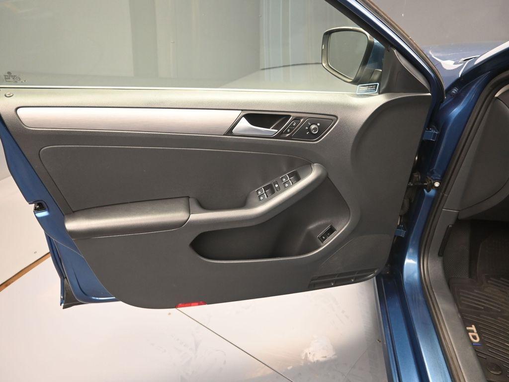 used 2015 Volkswagen Jetta car, priced at $9,500