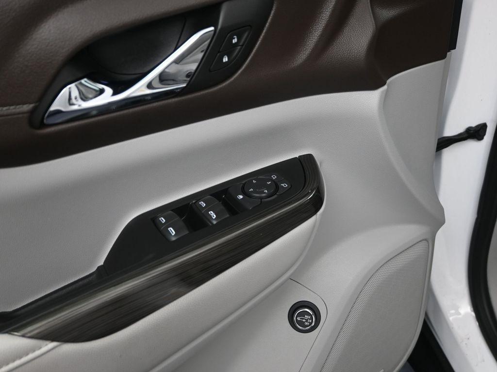 used 2023 GMC Acadia car, priced at $23,500