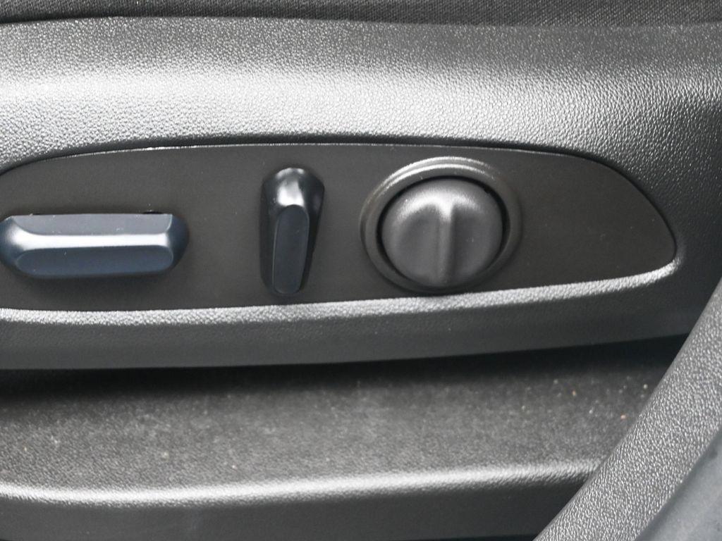 used 2024 Chevrolet Equinox car, priced at $23,000