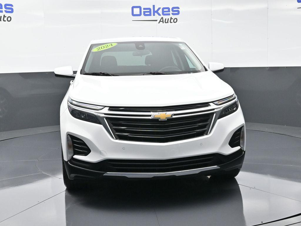 used 2024 Chevrolet Equinox car, priced at $23,000