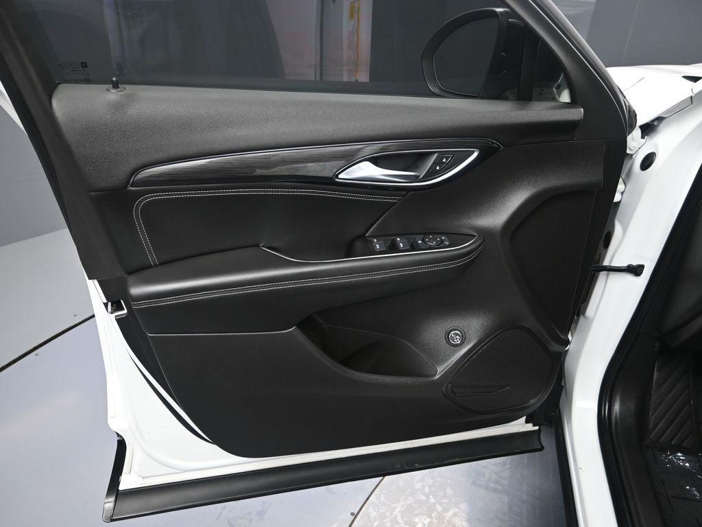 used 2022 Buick Envision car, priced at $23,000