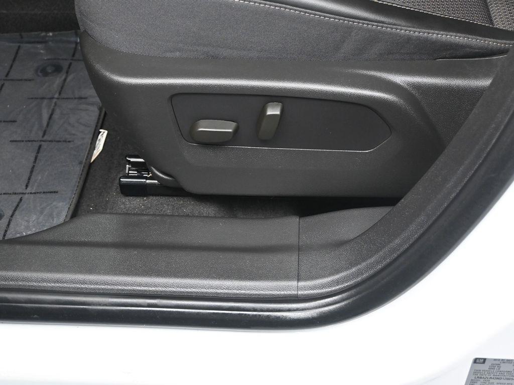 used 2022 Buick Envision car, priced at $23,000