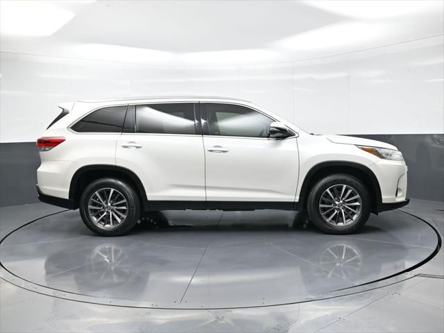 used 2019 Toyota Highlander car, priced at $26,000