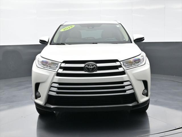 used 2019 Toyota Highlander car, priced at $26,000