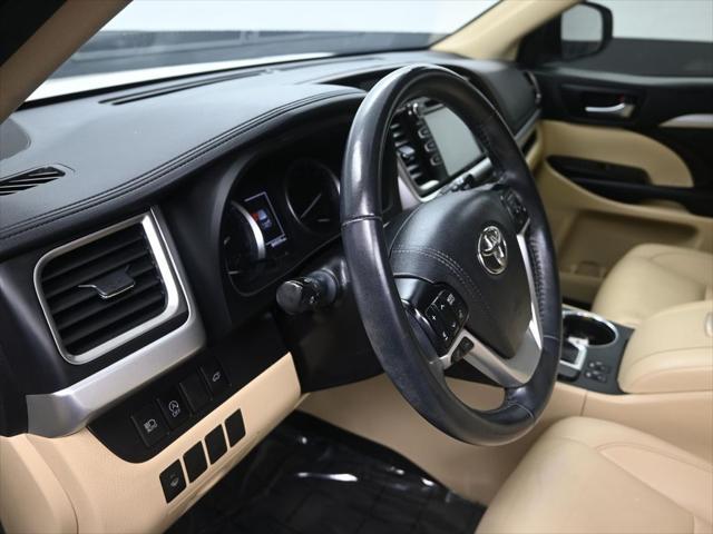 used 2019 Toyota Highlander car, priced at $26,000