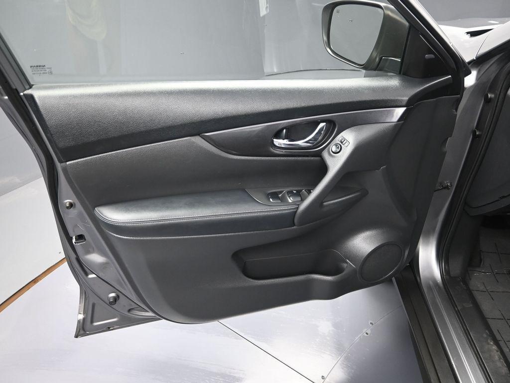 used 2020 Nissan Rogue car, priced at $16,500