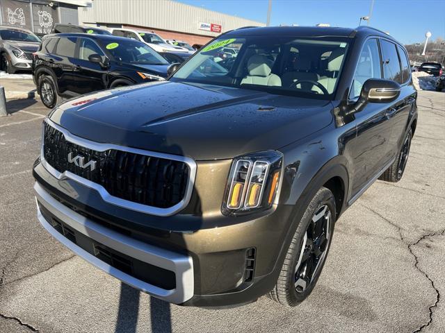 used 2024 Kia Telluride car, priced at $40,000