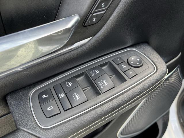 used 2022 Ram 1500 car, priced at $33,000