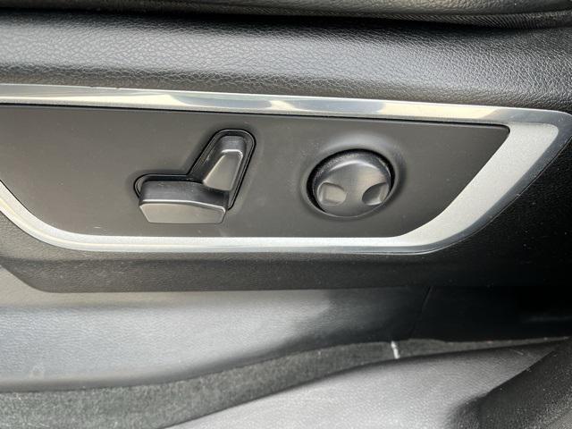 used 2022 Ram 1500 car, priced at $33,000
