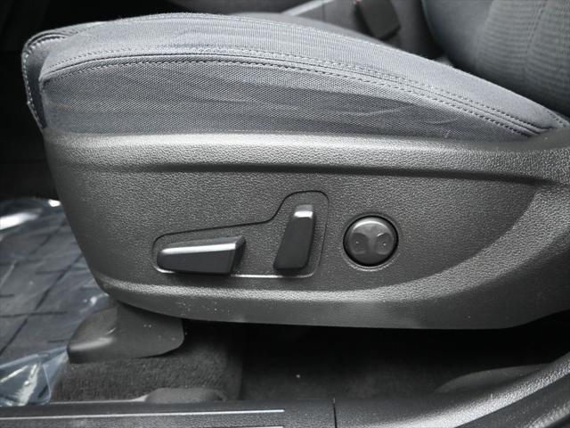 used 2022 Hyundai Santa Fe car, priced at $25,000