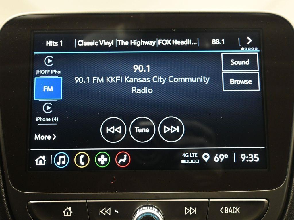 used 2024 Chevrolet Malibu car, priced at $19,000