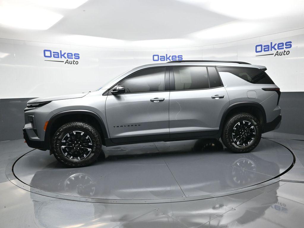 used 2024 Chevrolet Traverse car, priced at $47,500
