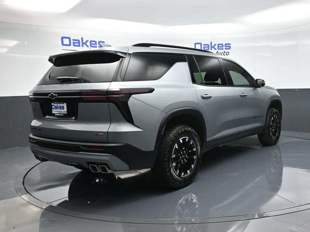 used 2024 Chevrolet Traverse car, priced at $47,500