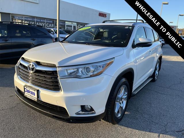 used 2015 Toyota Highlander car, priced at $16,500