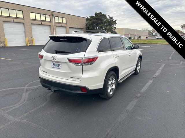 used 2015 Toyota Highlander car, priced at $18,500