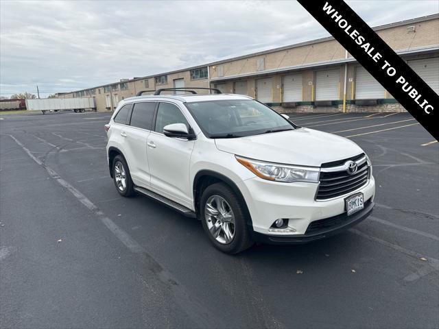 used 2015 Toyota Highlander car, priced at $18,500