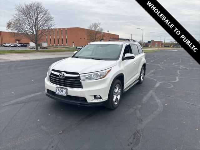 used 2015 Toyota Highlander car, priced at $18,500