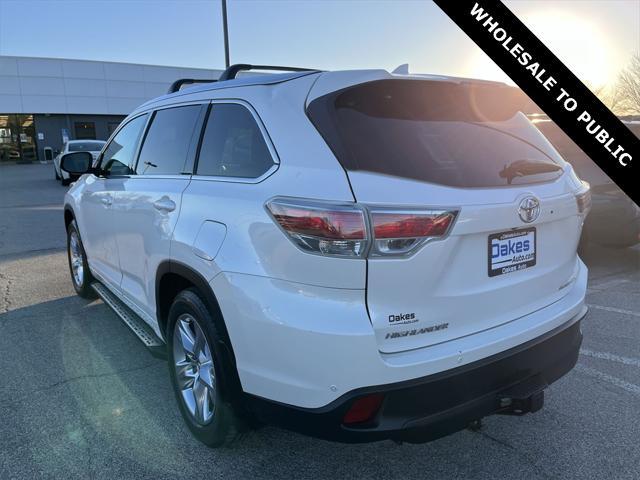 used 2015 Toyota Highlander car, priced at $16,500